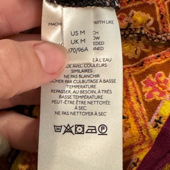 FREE PEOPLE CATCH ME IF YOU CAN ORANGE PINK BLACK TOP SZ M - Picture 7 of 9